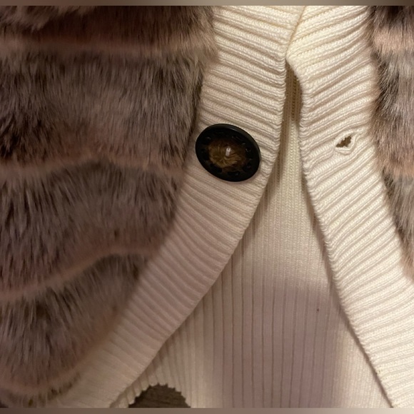 Outdoor Edition by Pankhurst Faux Fur Sweater Vest size medium - Picture 4 of 9